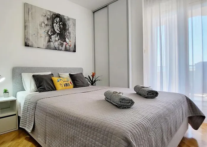 Summer Vibes Apartment