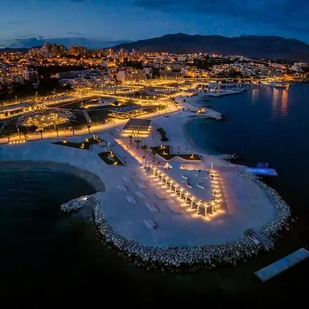 아파트 Summer Vibes 스플리트